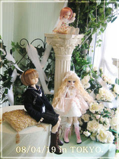 原宿と黄色い薔薇1