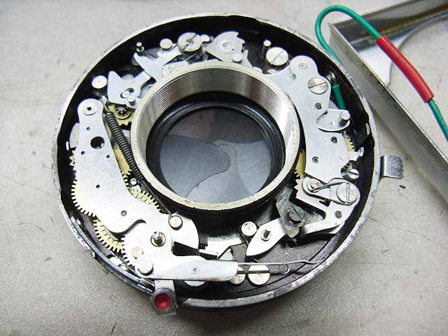 ワイドのレンズをバラします｜明日は明日の風が吹く