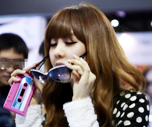 T-ARA : Qri vs Cassette Tape !?