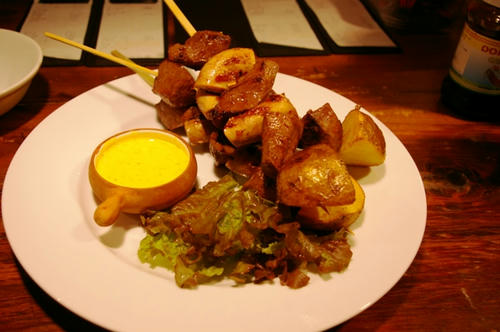 ANTICUCHOS.jpg