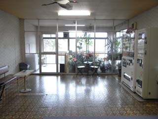 がらんとしてます