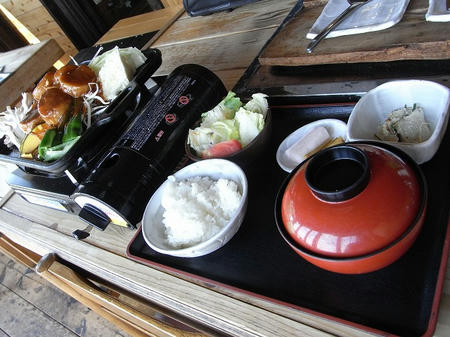 「おまかせ定食」1280円