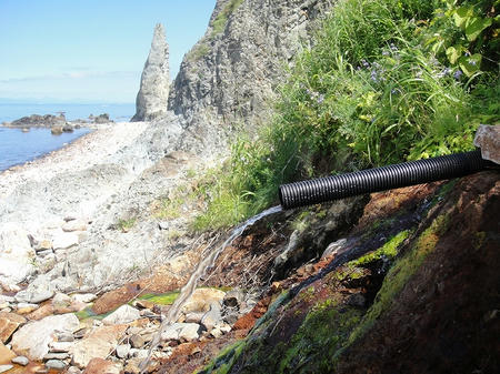 小さな噴泉塔