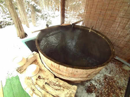 樽の湯船