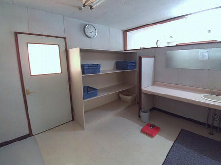 脱衣場