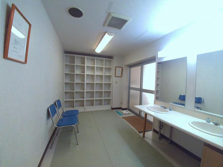 脱衣場