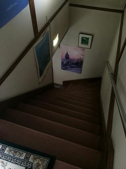 部屋は2階