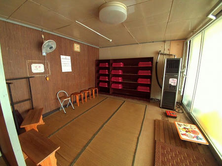 脱衣場
