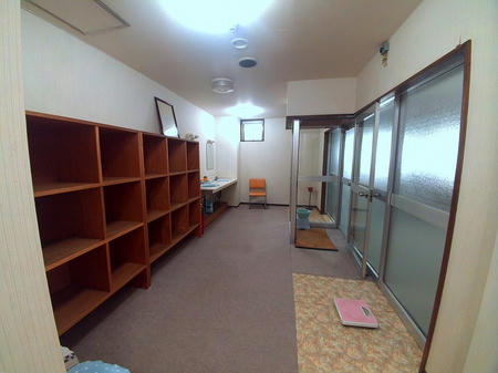 脱衣場