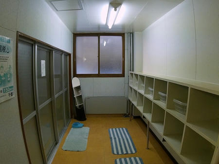 脱衣場