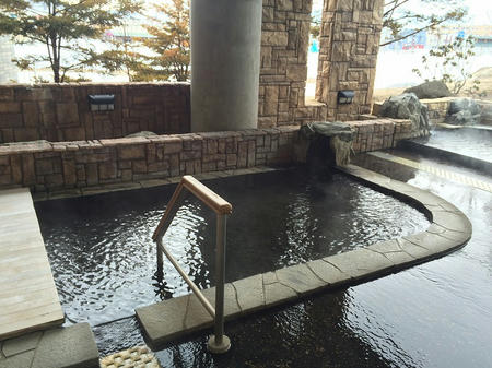 手前の湯船