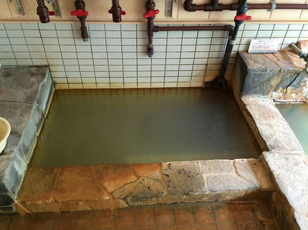 ぬる湯