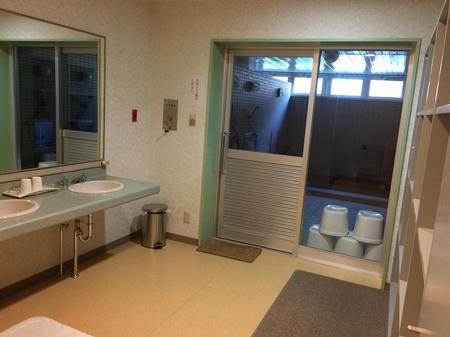 脱衣場