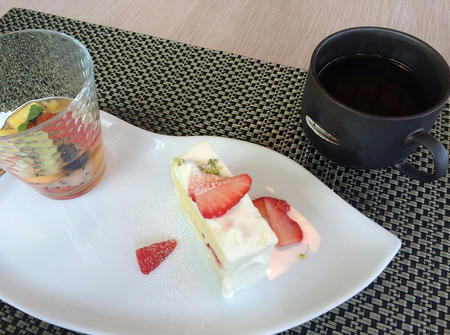 飲み物とデザート