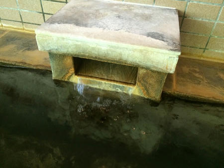 内湯の湯口