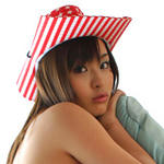 元AV嬢・古都ひかるがYouTubeで謎の復活！