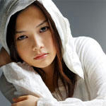 ＹＵＩが半年ぶりに音楽活動を再開！