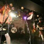 ZEBRAHEAD、シークレットライブでアレを完全再現