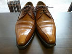 P20111016-shoe-shine.JPG