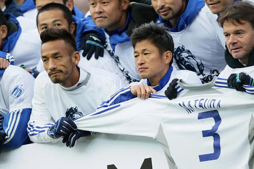 soccer120123_2_title.jpg