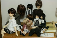 愛読書も乗ってら…。