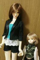 でっかい姉ちゃん。普通サイズ弟。