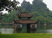 タイ寺 水亭