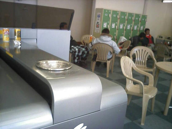 081223royal05.jpg