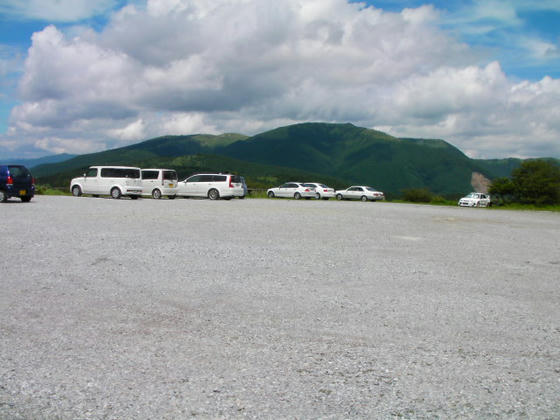 12：48　先ほど登ってきた鉢伏山