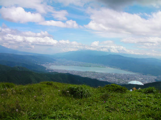 12：59　諏訪湖が全部見えました