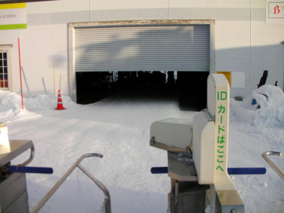 7：39　7：30～の営業だと思っていたら動きませんorz朝一は中綱からの第6Qと黒沢Gだけが7：30～でしたorz