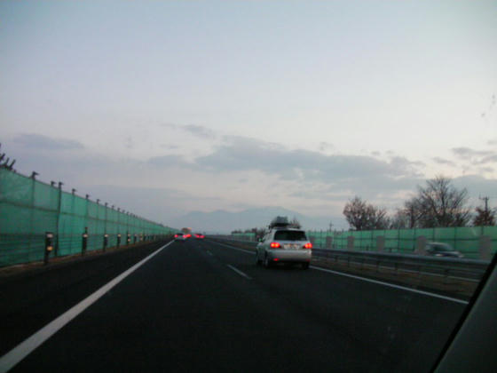 650　上信越道は車線変更に若干ストレスがあるくらい走っていた。まあ燃費指向なので走行車線しか走らないけどｗ