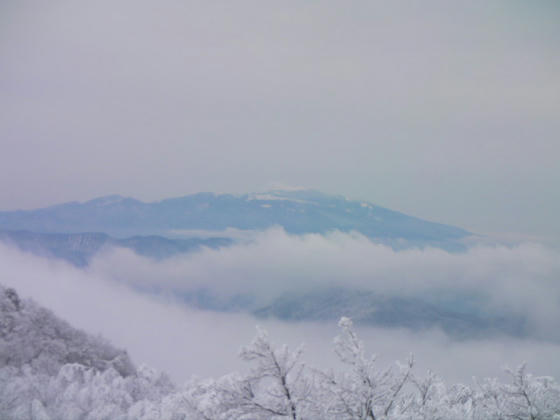 1522　噴煙を吐く浅間山