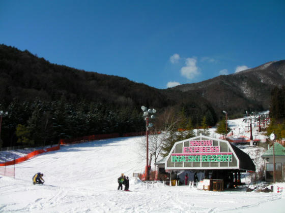 1010　枝の雪が大分融けたので、これから箕輪園地の作業に向かいます