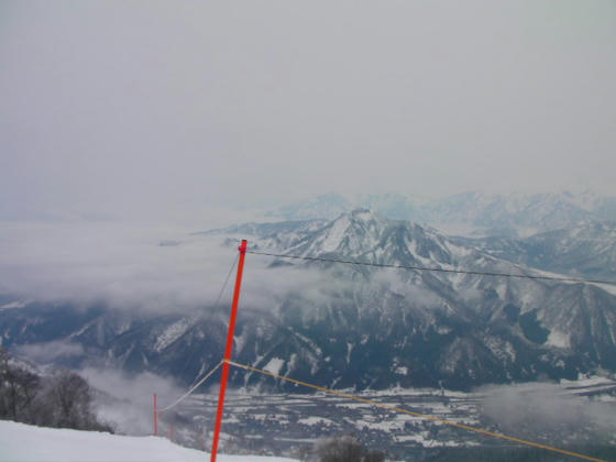 903 飯士山。右には岩原、左には舞子があるようです