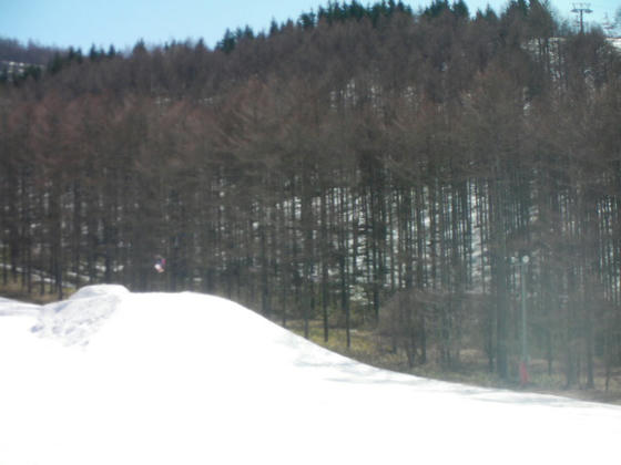 1317 ビッグキッカーは土盛りしてあるので、少量の雪でも大丈夫