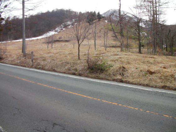 1519　道路横付けです。もし止まれなかったら道路へ飛び出しかも＠＠