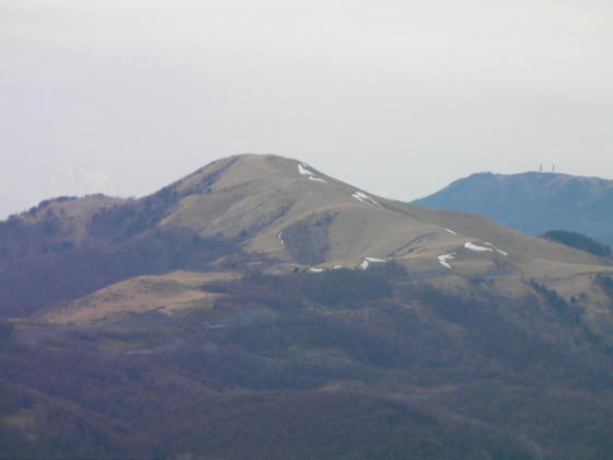 1445　気になる三峰山。ビーナスラインの冬季閉鎖解除日まで雪は残らない気がするorz