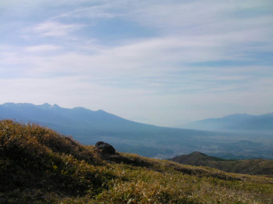 710　見難いですが中央には富士山が見えました