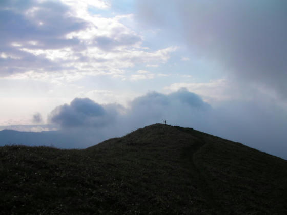 641 蓼科山方向も霧が濃く見えずorz