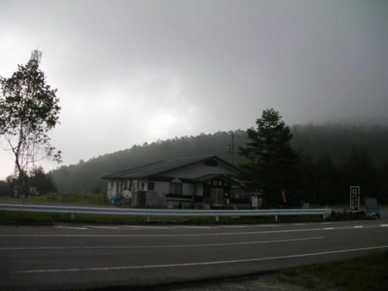 542　和田峠スキー場跡地。農の駅方向です