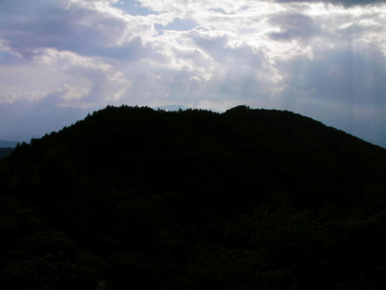 守屋山西峰