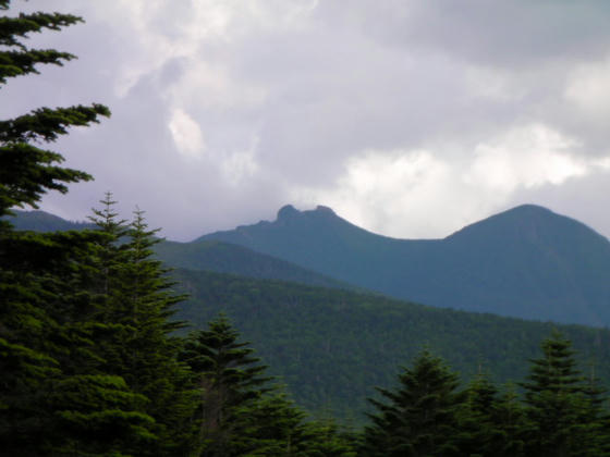 1613 天狗岳の由来となった東天狗の山頂部が良く判りました