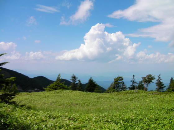 1350　高度が上がるに連れ視界も開けてきました