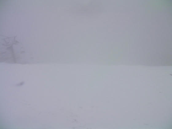1058 では38度のつつじ山Gを滑ってみます