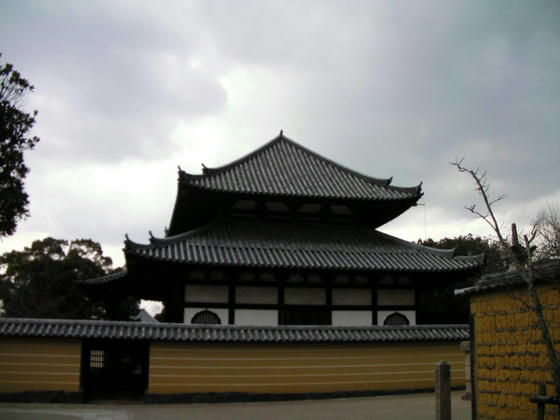 1630　東大寺戒壇堂　時間切れで四天王像拝観できず。悔しい。前は戒壇院と覚えたが…