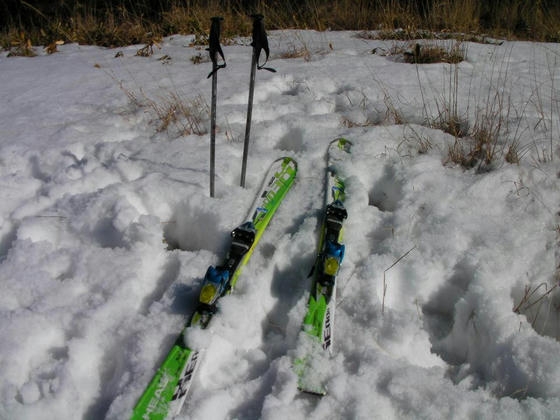 1456 山頂の積雪量は40cmくらい?