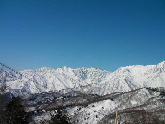 900　栂の森Gトップから唐松岳周辺