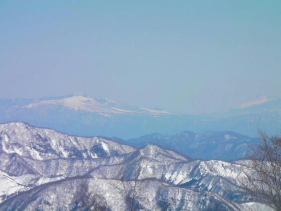 1312　根子岳(左)と浅間山
