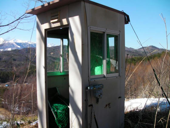 1506 リフト小屋かな?ガスメーターがあったので・・・